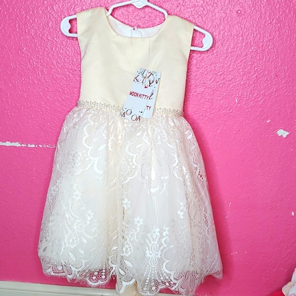 Flower girl dress 'MoonKitty' - Picture 1 of 4